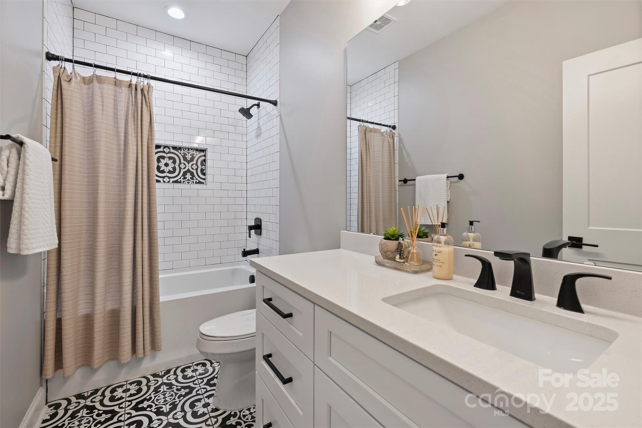 Country Club Heights - Residential