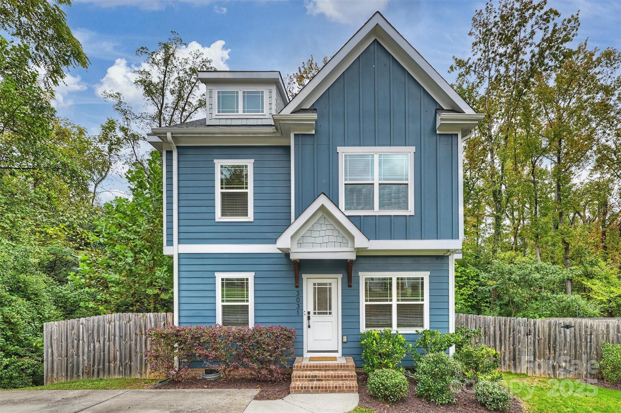 Country Club Heights - Residential