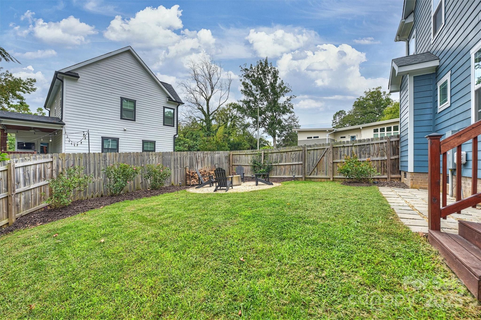 Country Club Heights - Residential