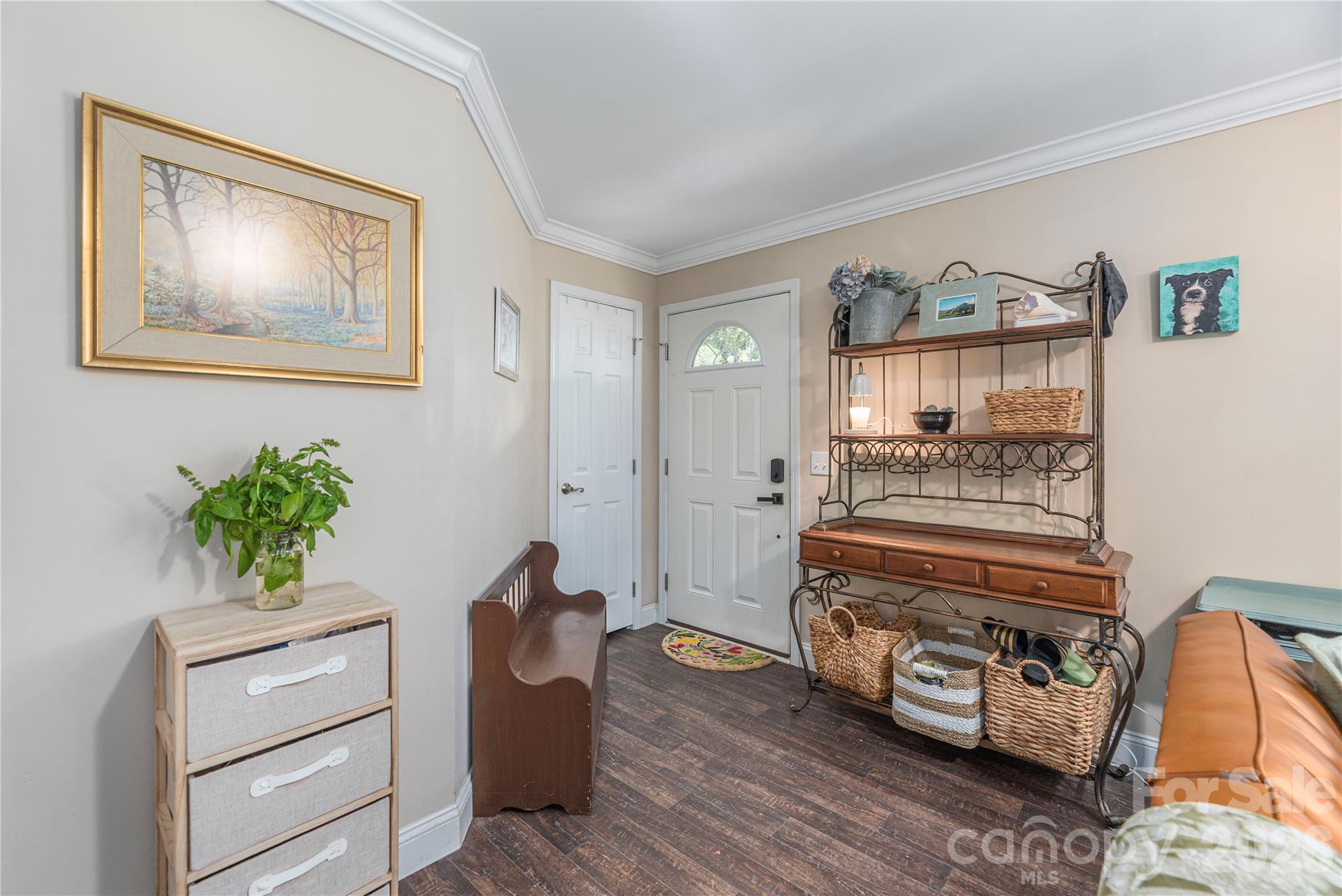 10 E Rolling Acres Drive