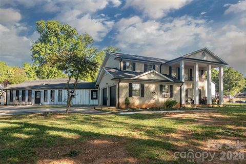 Photo of 104 Bright Avenue, Bessemer City, NC 28016 (MLS # 4371032)
