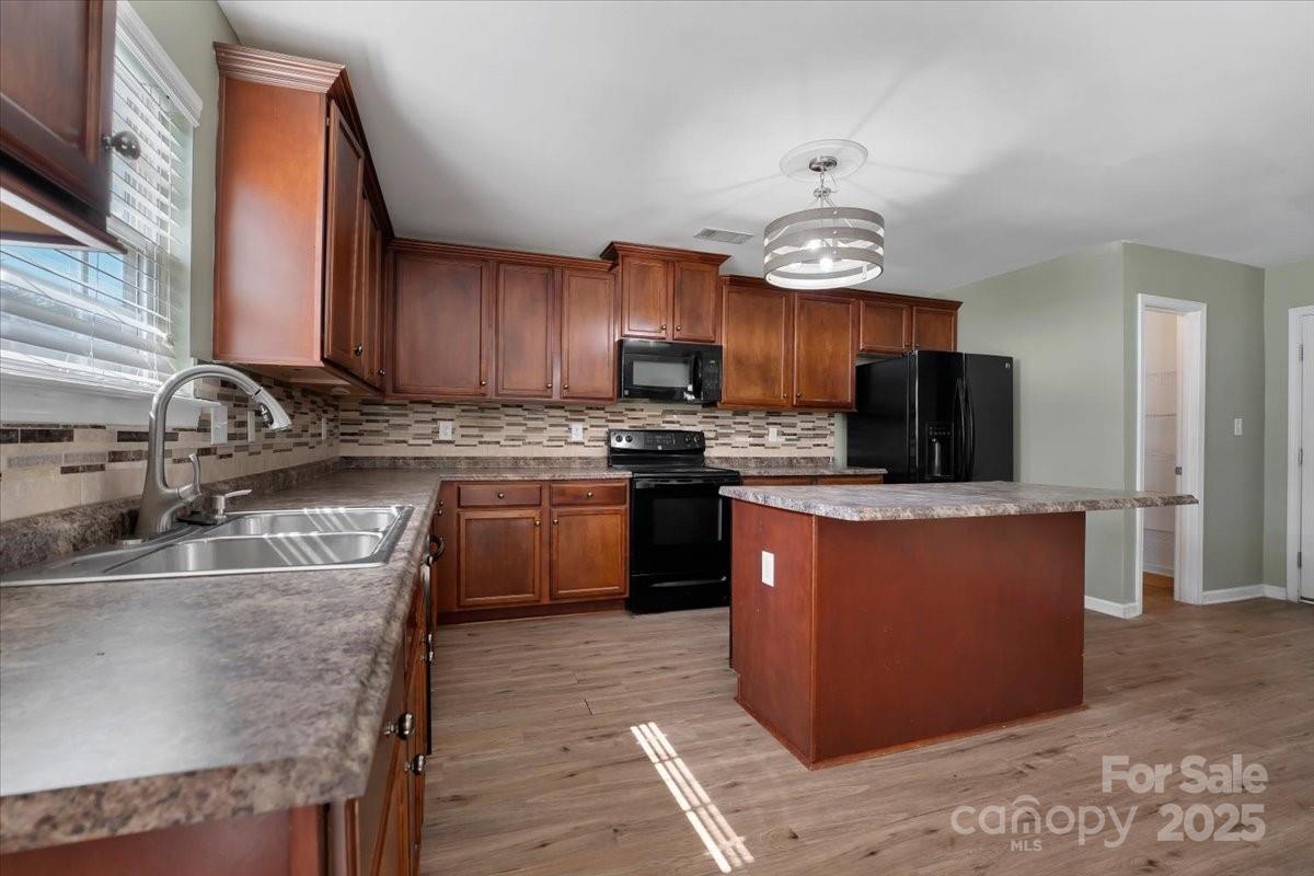 Reid Pointe - Residential