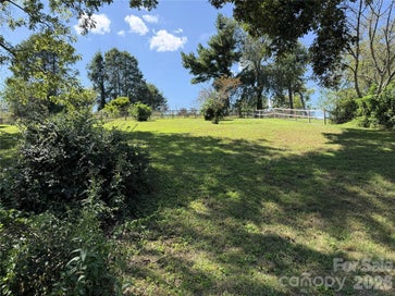 28 Sheppard Drive Asheville NC 28806