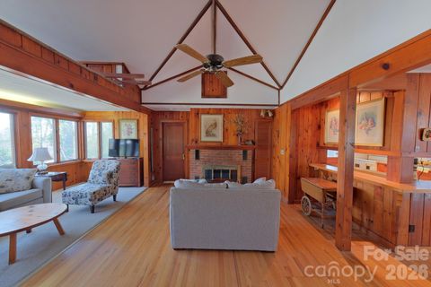 71 Norfolk Lane Laurel Park NC 28739