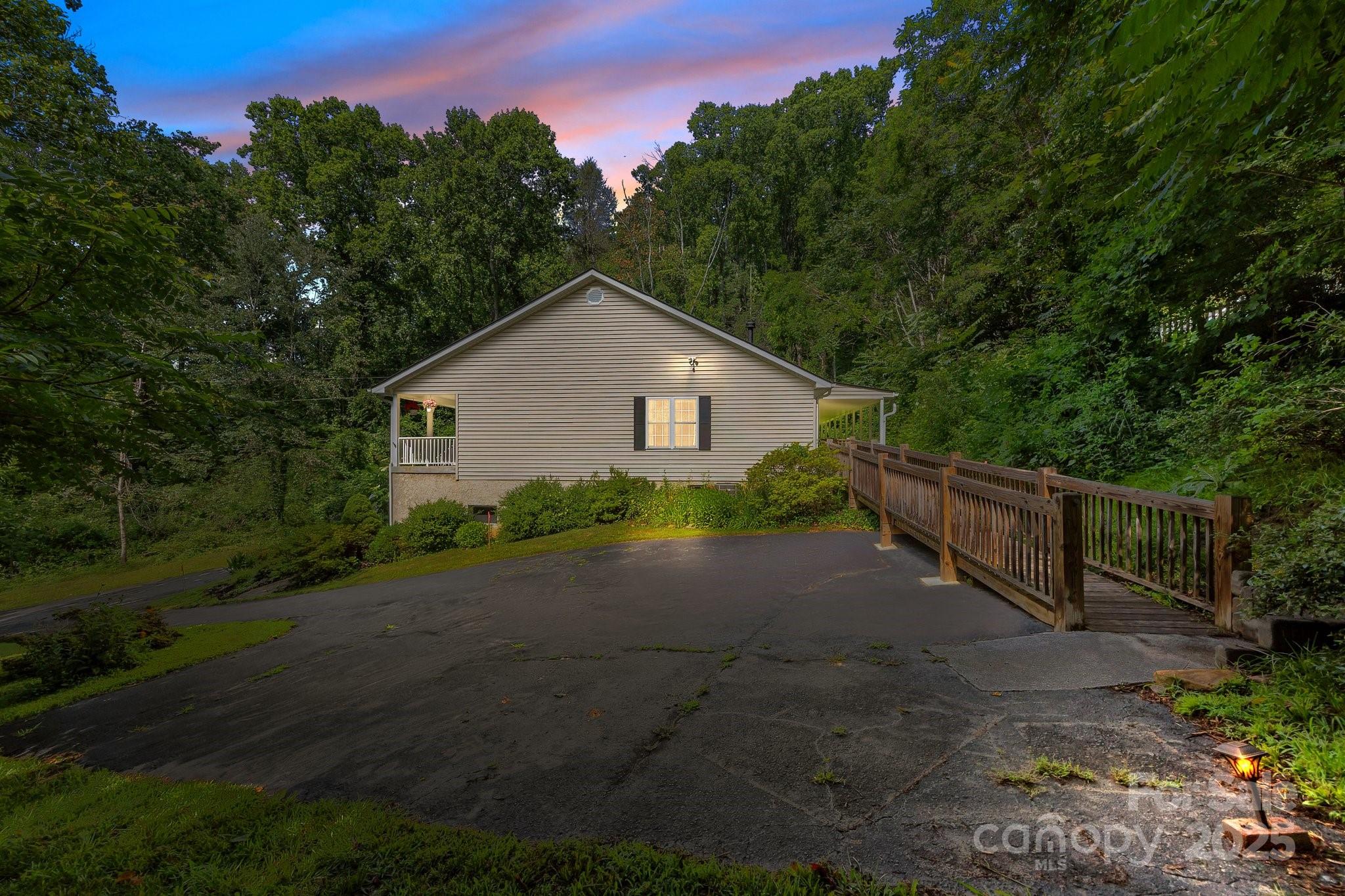 73 Waters Road