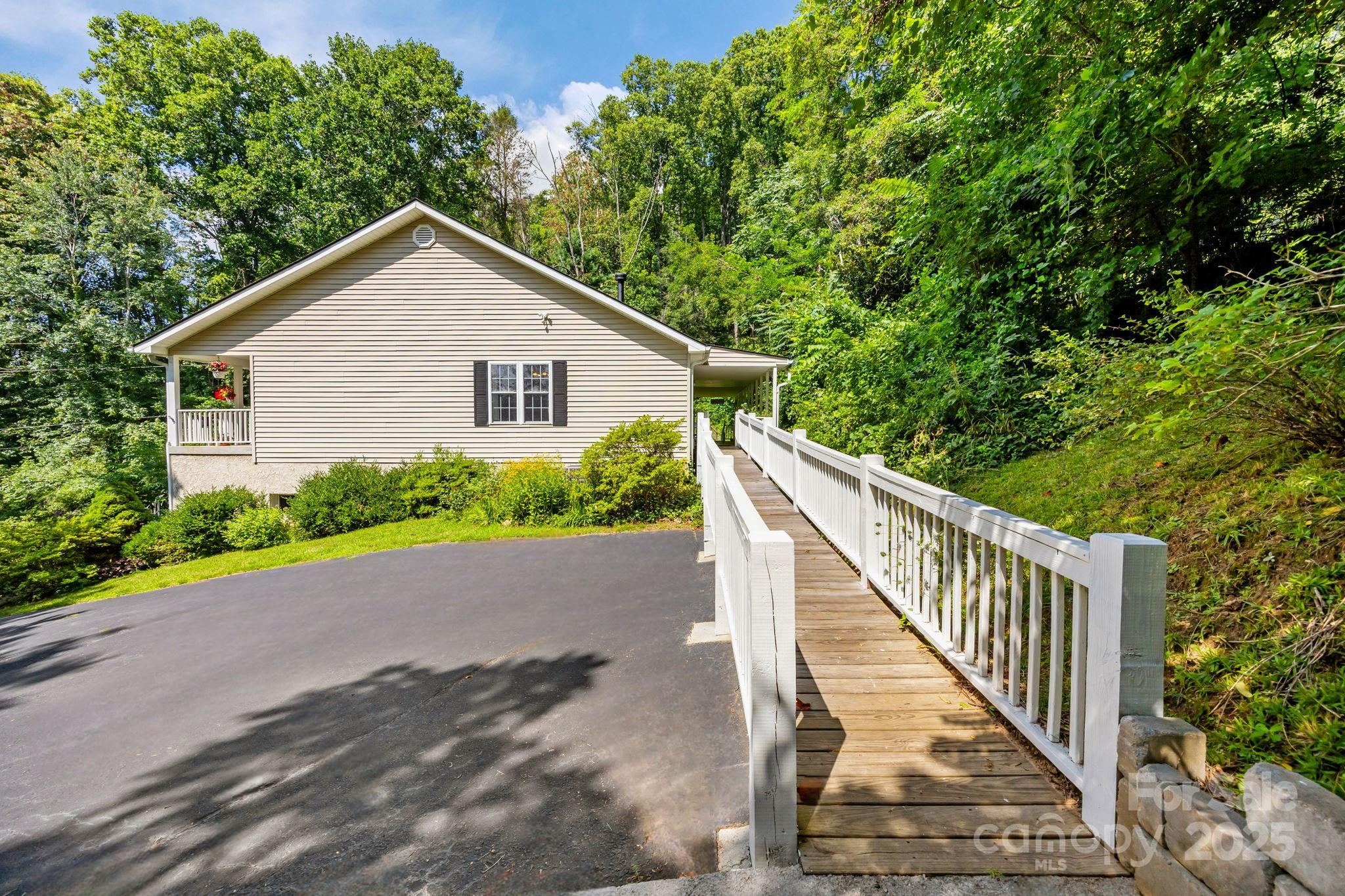 73 Waters Road