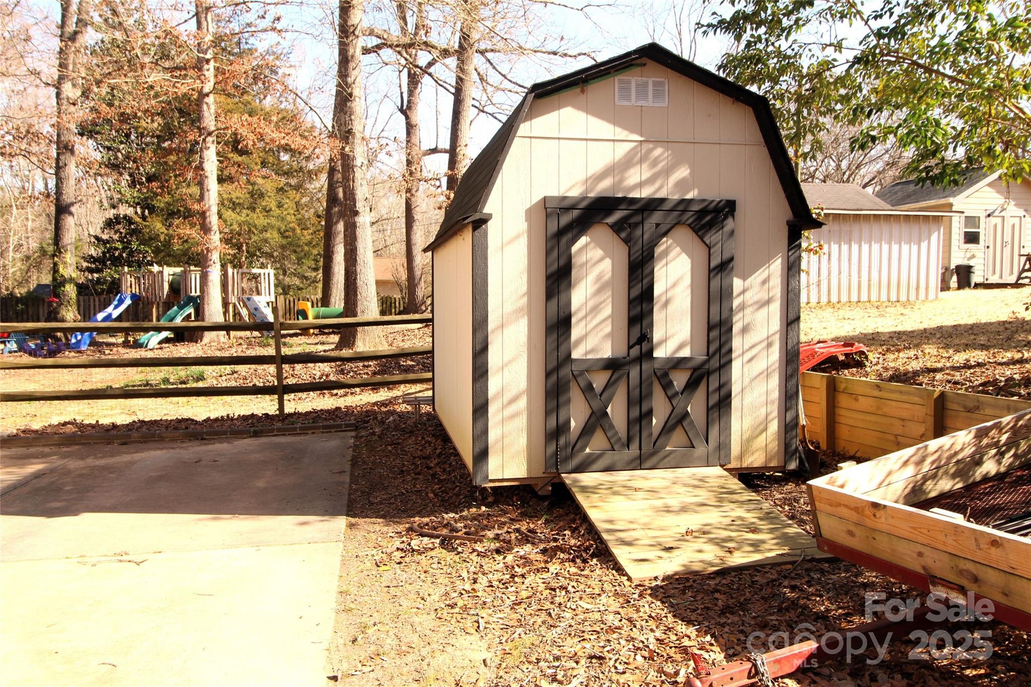 Monterey Hills - Residential