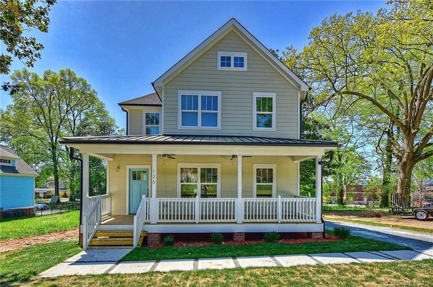 Fantastic contemporary farmhouse in booming Biddleville, close to Wesley Heights & Uptown. Detached 2-car garage, fenced back yard, 2story covered rear porch and rocking chair front porch. Granite counters, stainless appliances (to include fridge) & large mudroom/drop zone at rear of home. Upstairs master suite w/ 3 walk-in closets, beautiful en-suite master bath w/ dual vanities & large shower with river rock accents. Private covered porch off master with seasonal skyline views.