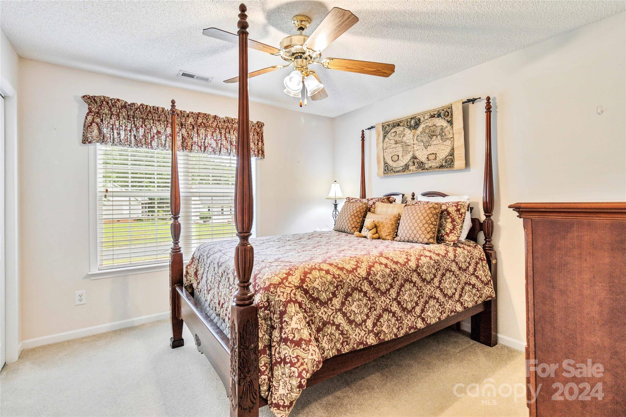 Lakeside - Residential