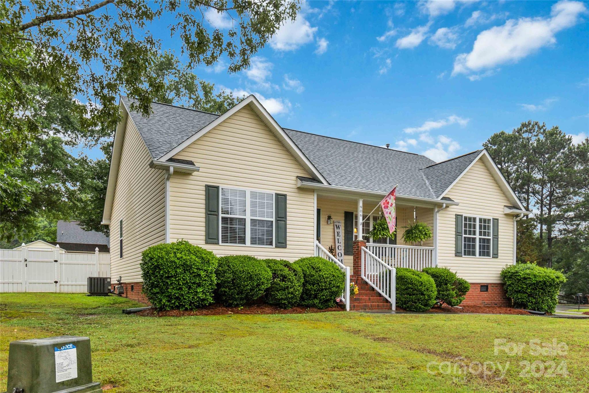 Lakeside - Residential