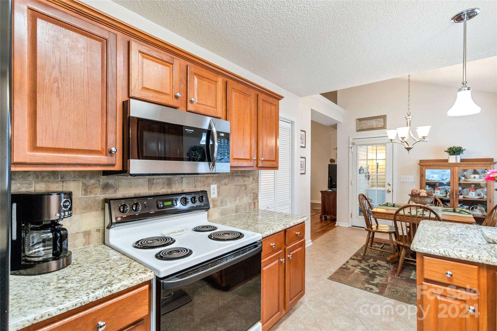 Lakeside - Residential