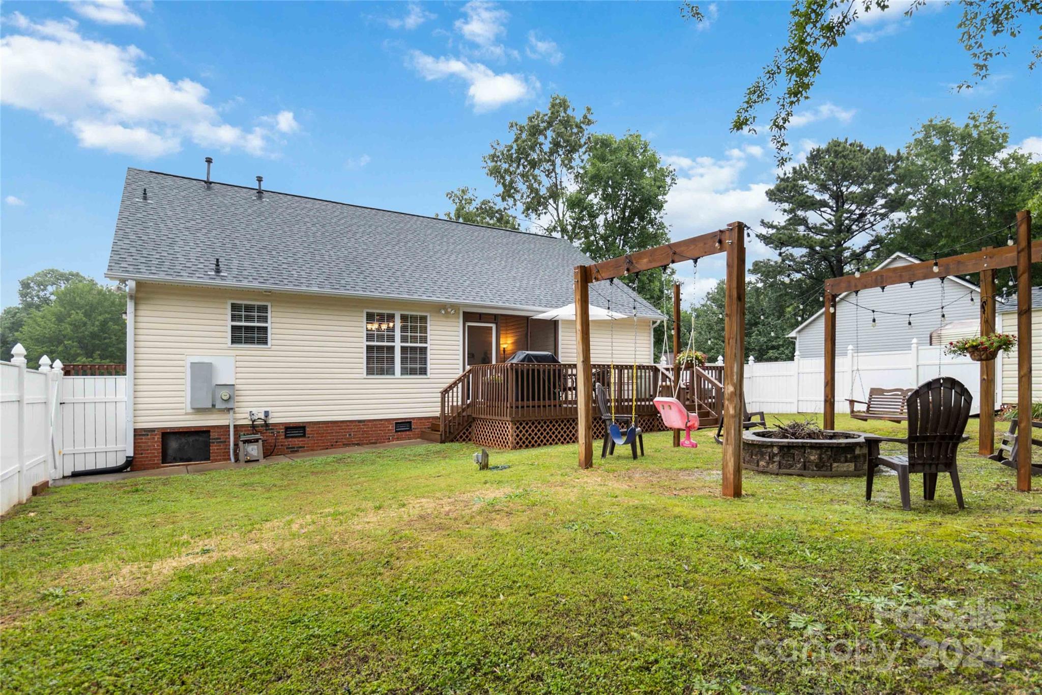 Lakeside - Residential