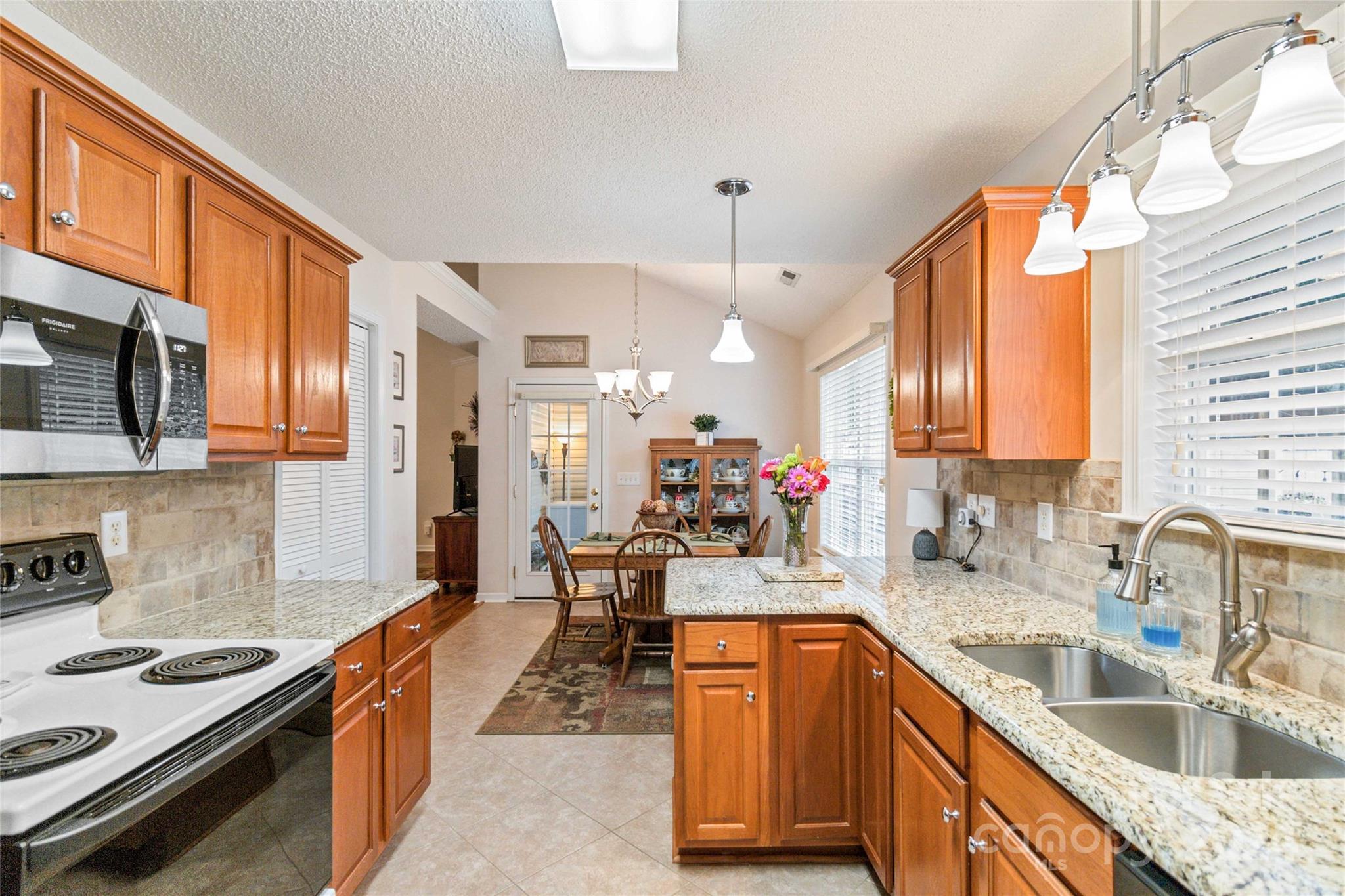 Lakeside - Residential