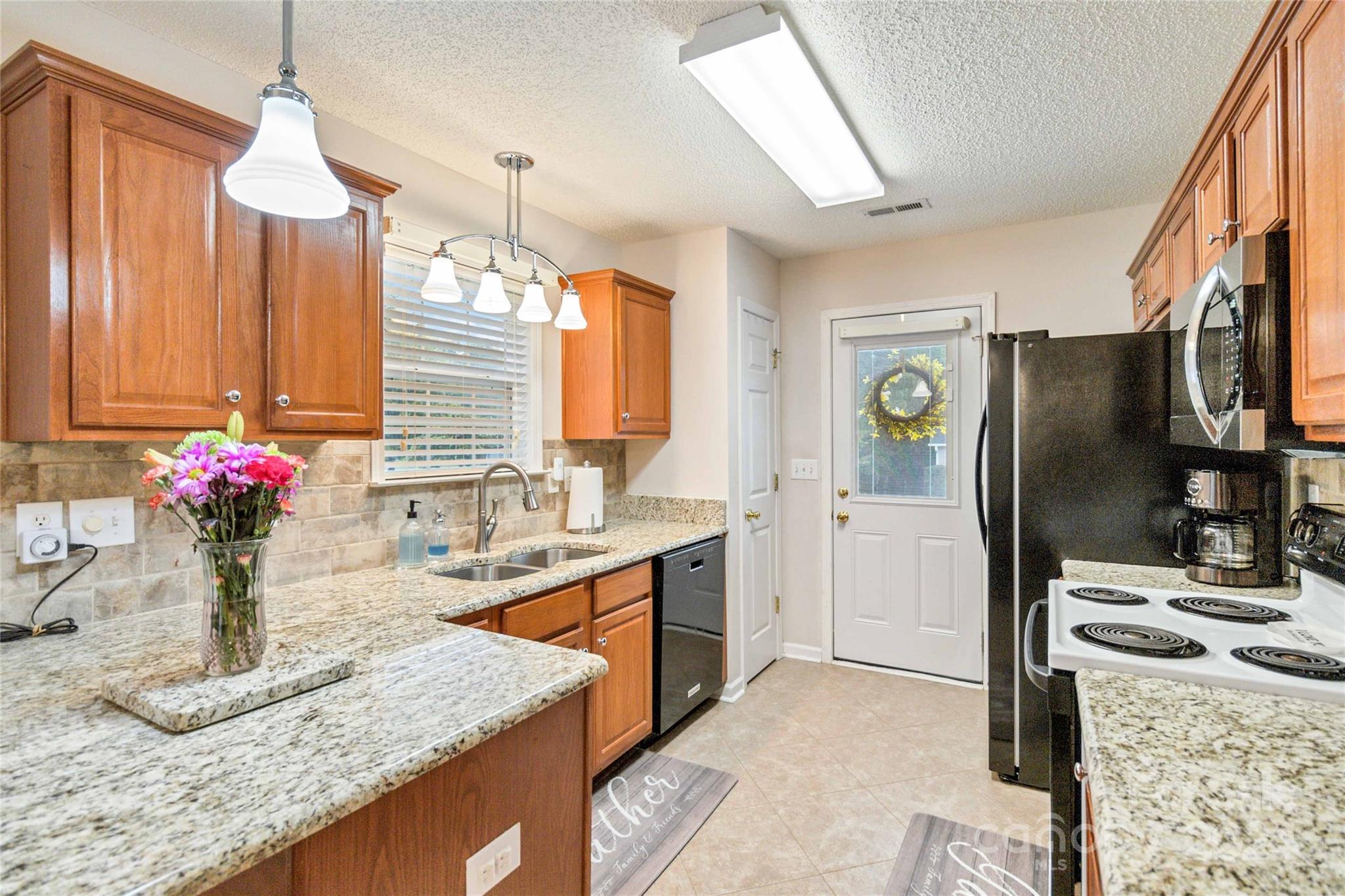 Lakeside - Residential