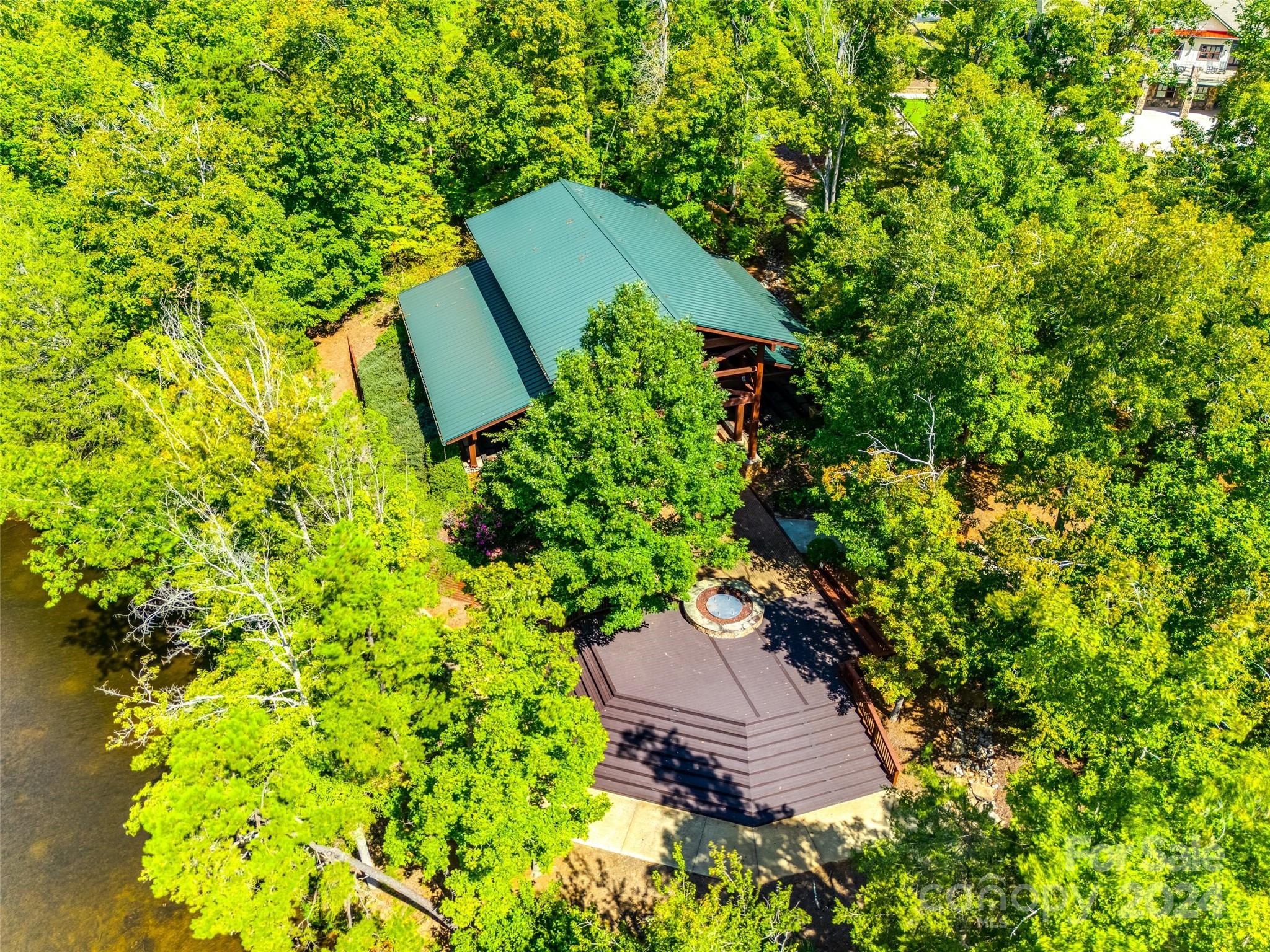 Tree Tops - Residential