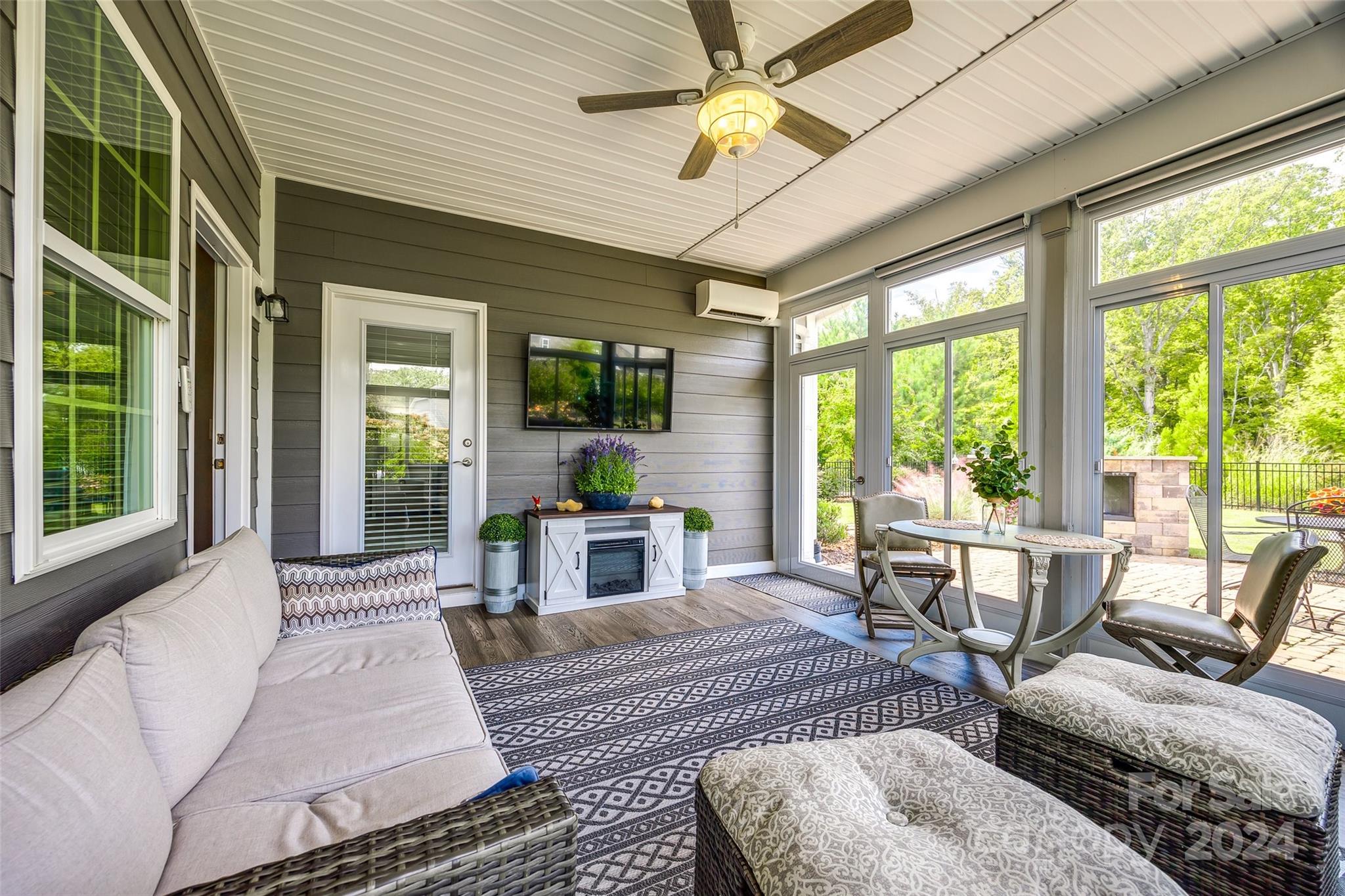 Tree Tops - Residential