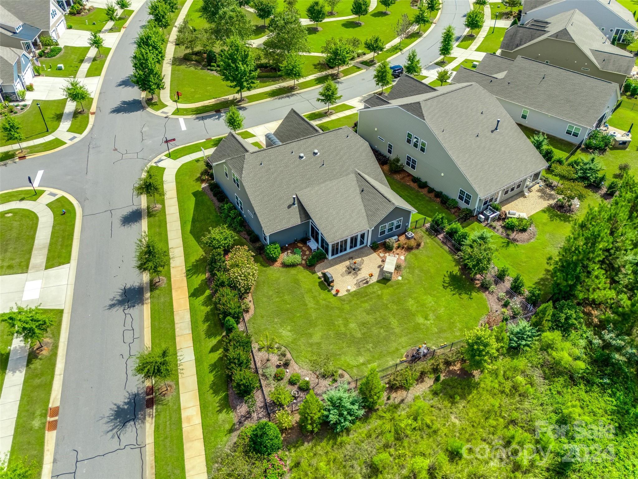 Tree Tops - Residential