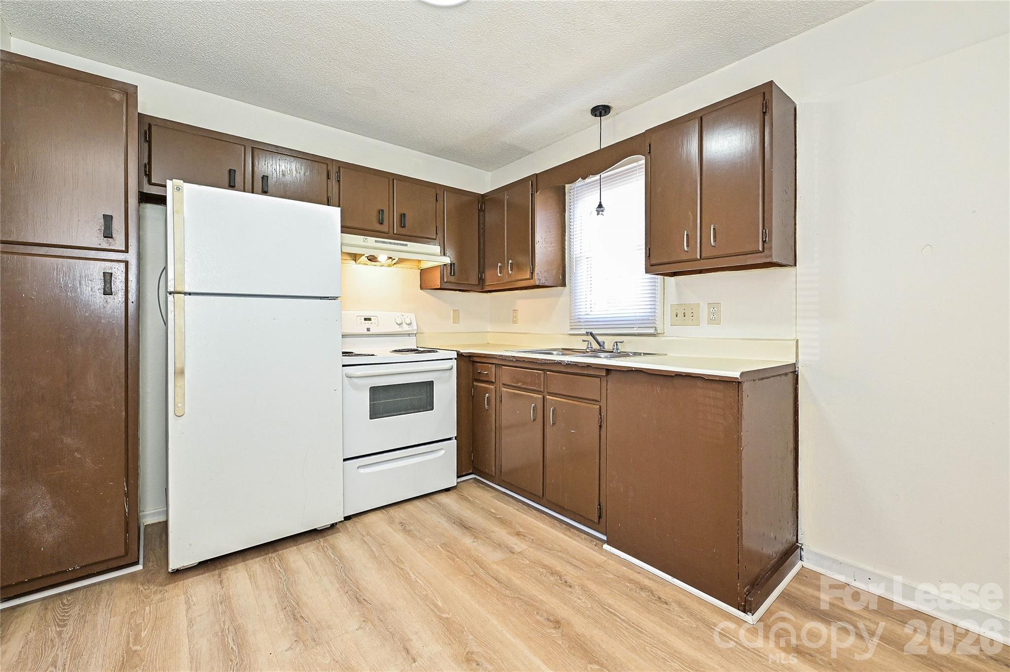 268 Church Street N 9