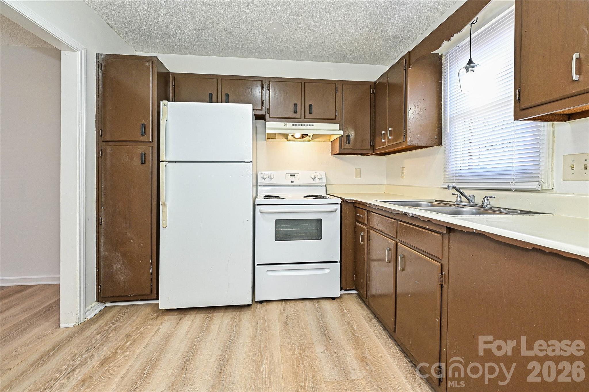 268 Church Street N 9