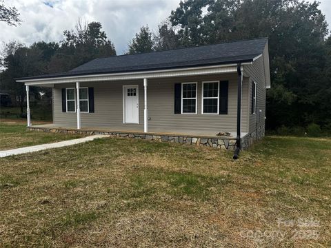 Photo of 194 Providence Mill Road, Maiden, NC 28650 (MLS # 4309793)