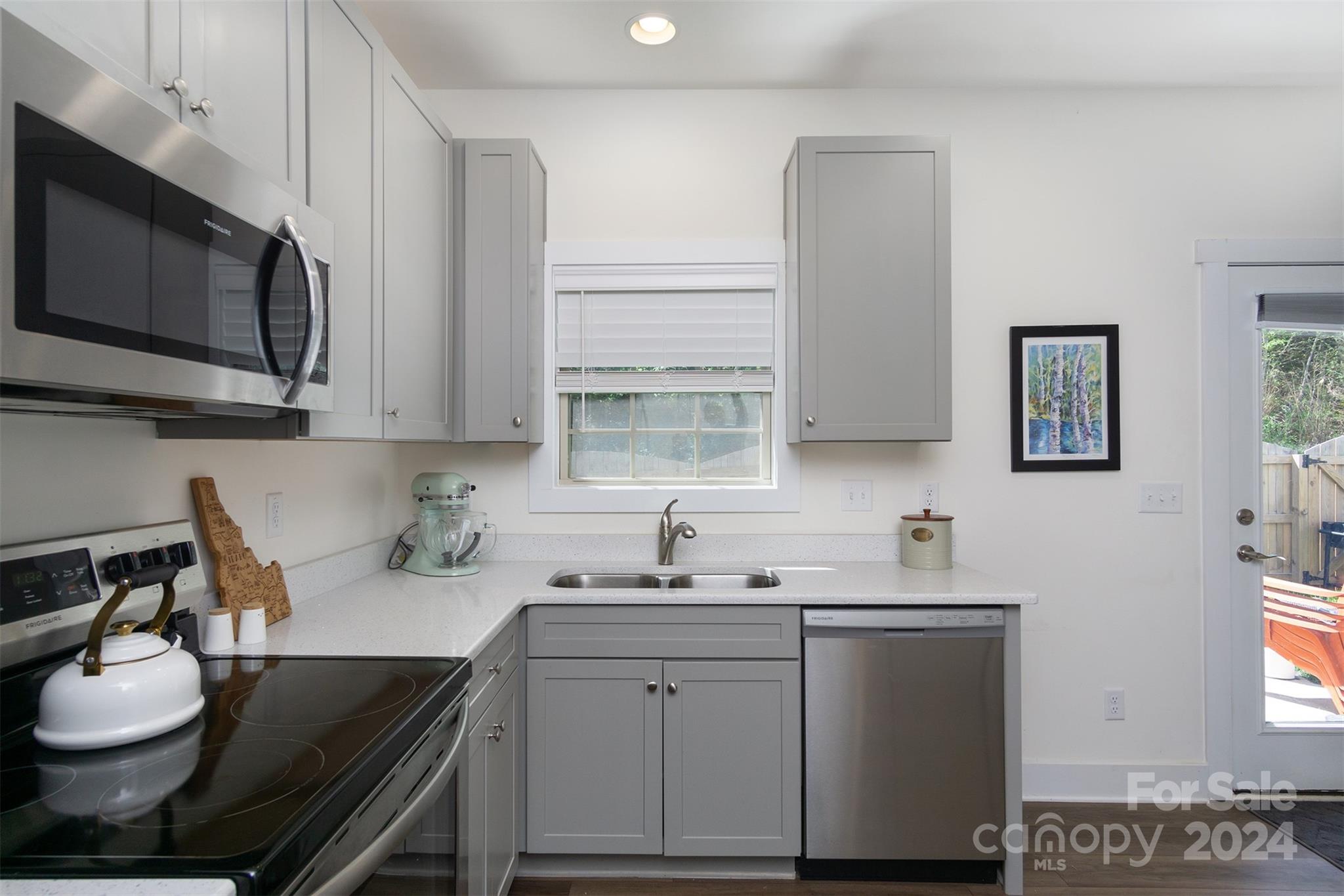 Sycamore Cottages - Residential