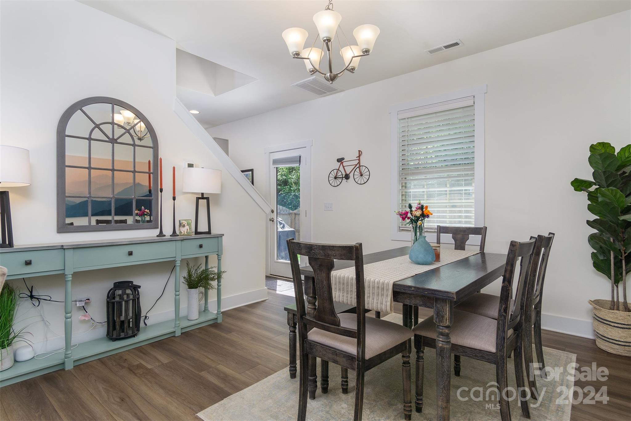 Sycamore Cottages - Residential