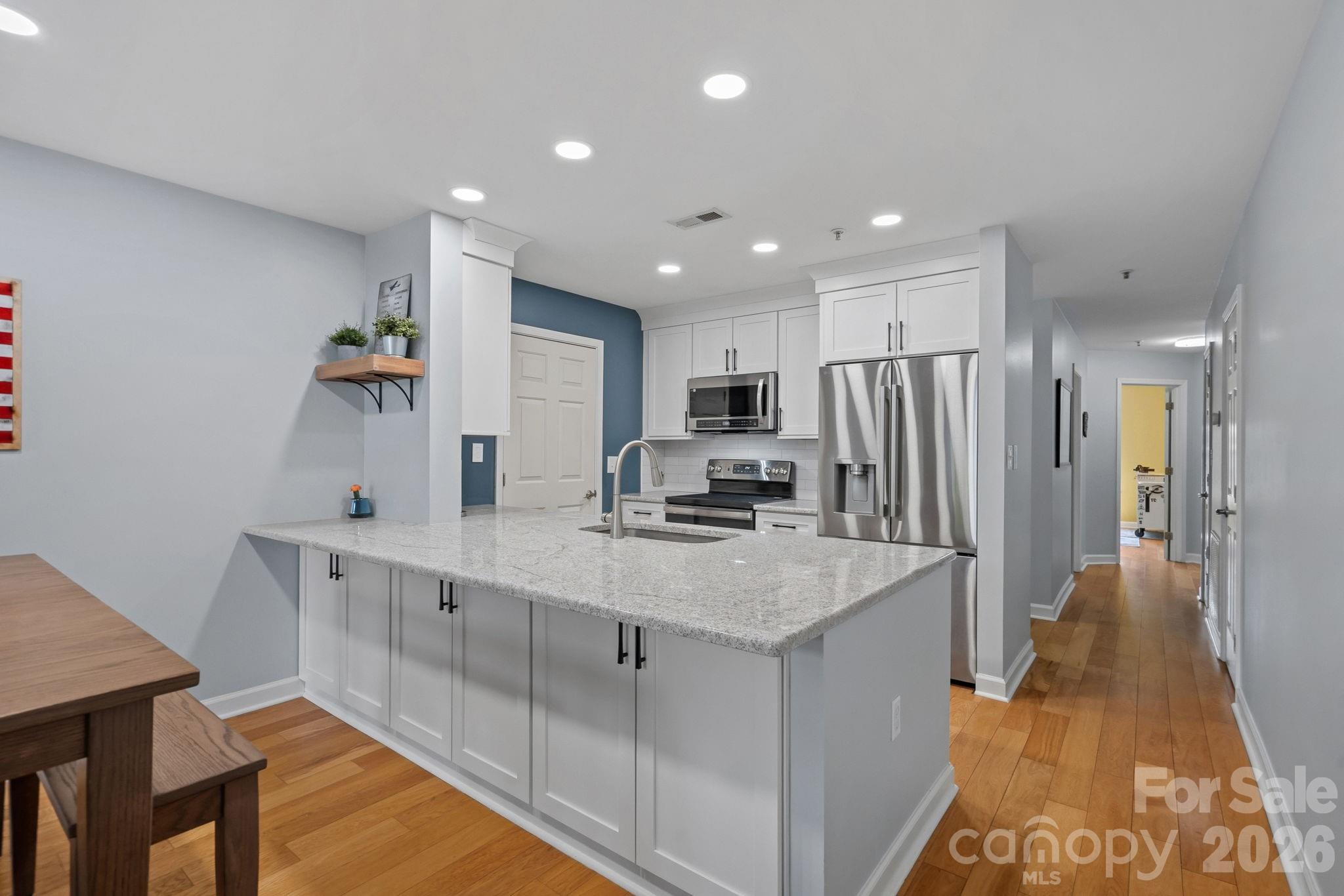 103 Pier 33 Drive 218