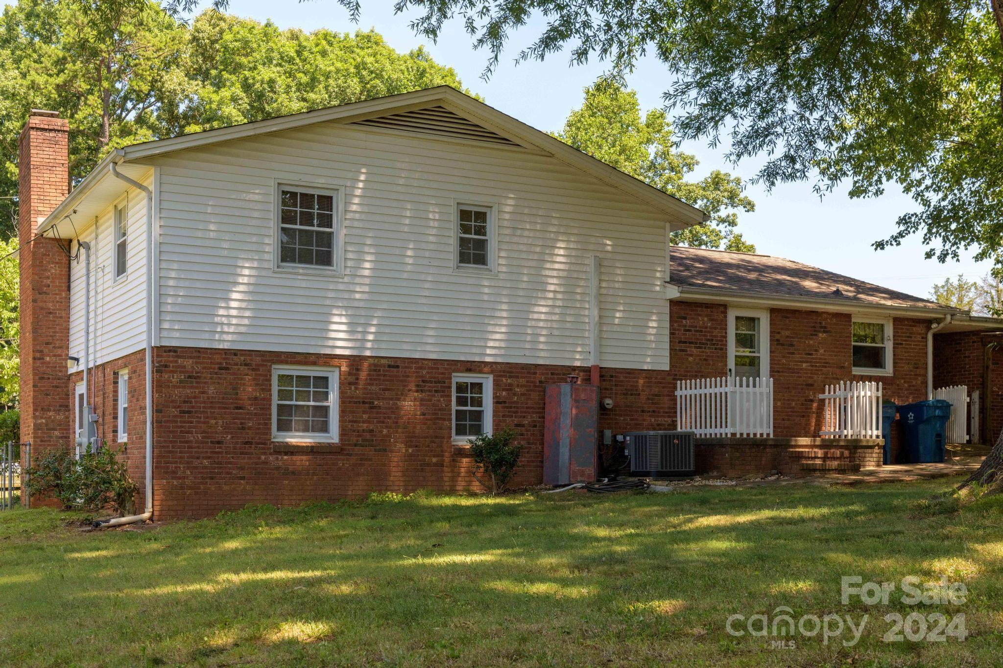 Colonial Heights - Residential