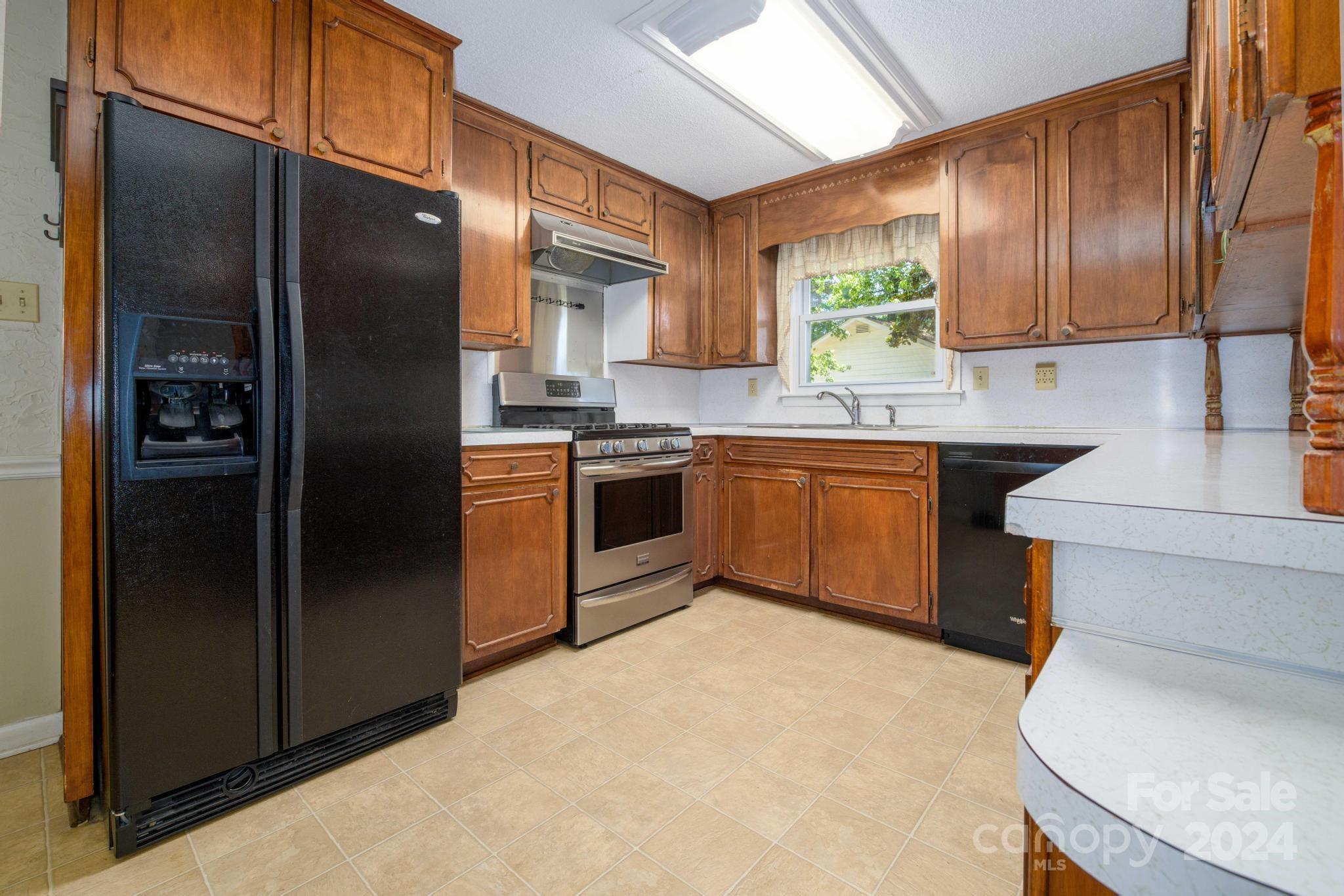 Colonial Heights - Residential