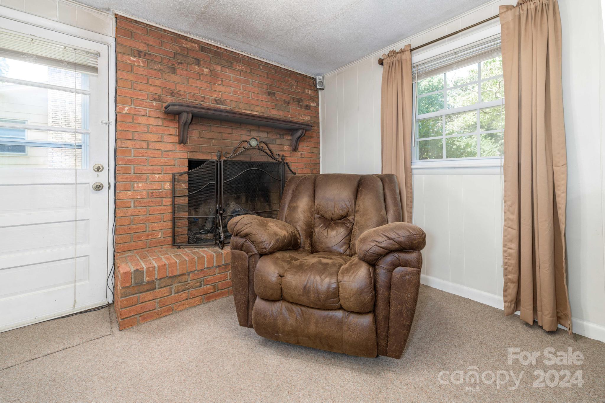 Colonial Heights - Residential