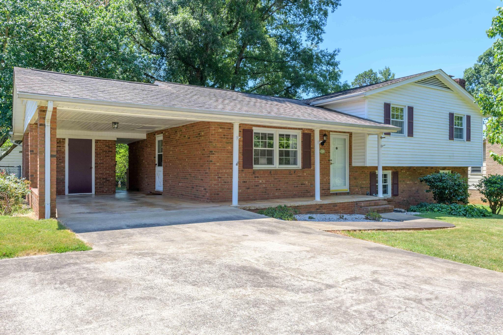 Colonial Heights - Residential