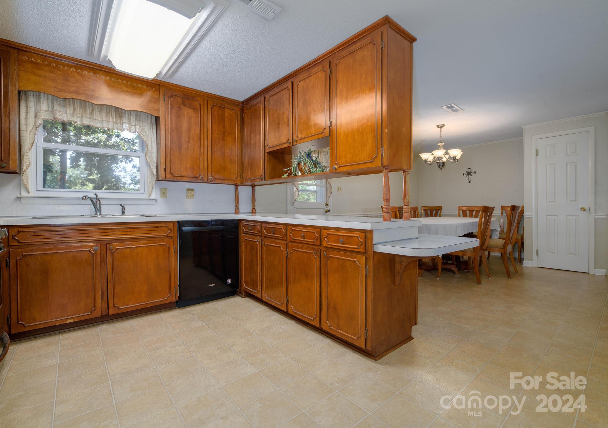 Colonial Heights - Residential