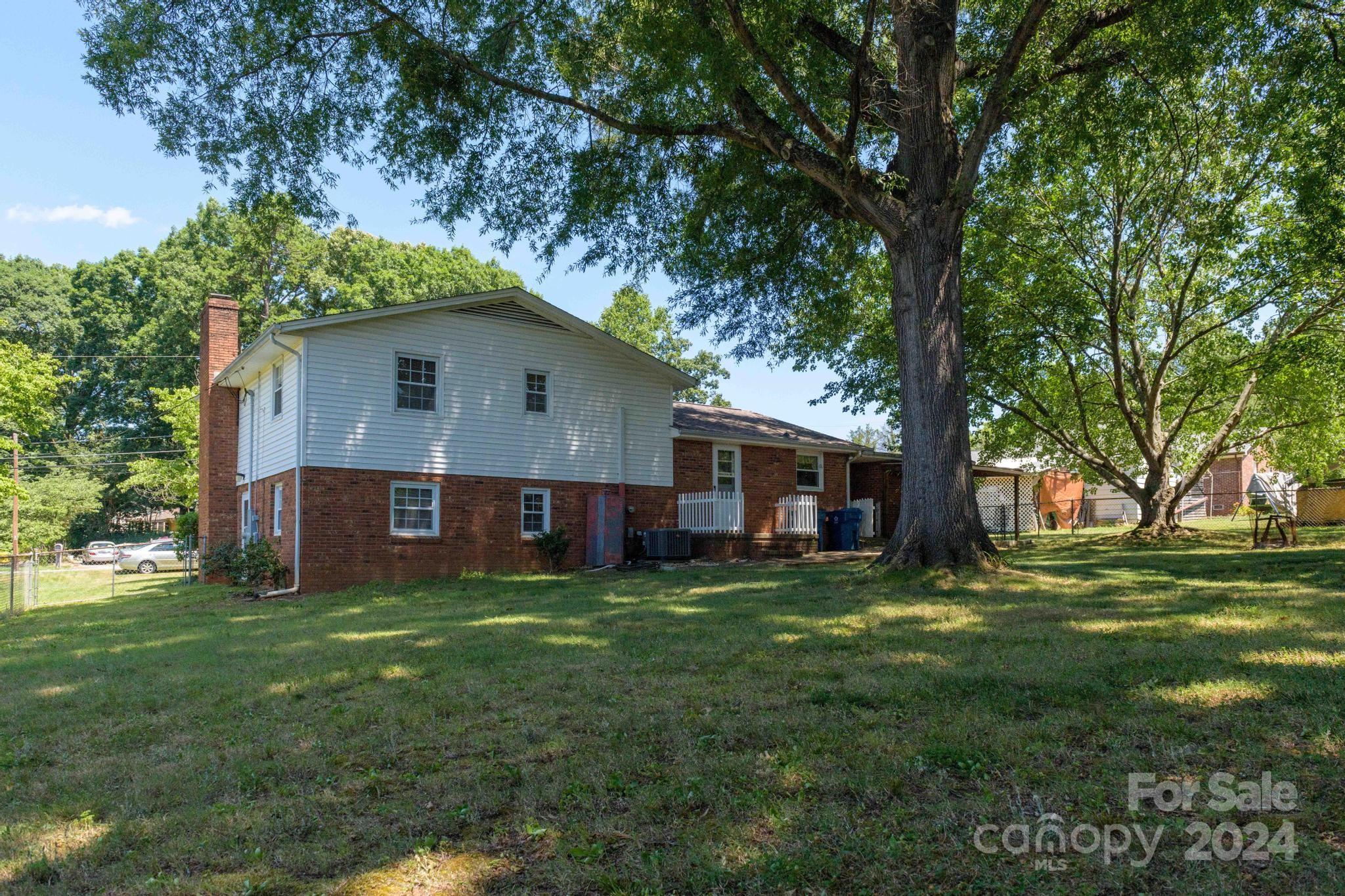 Colonial Heights - Residential