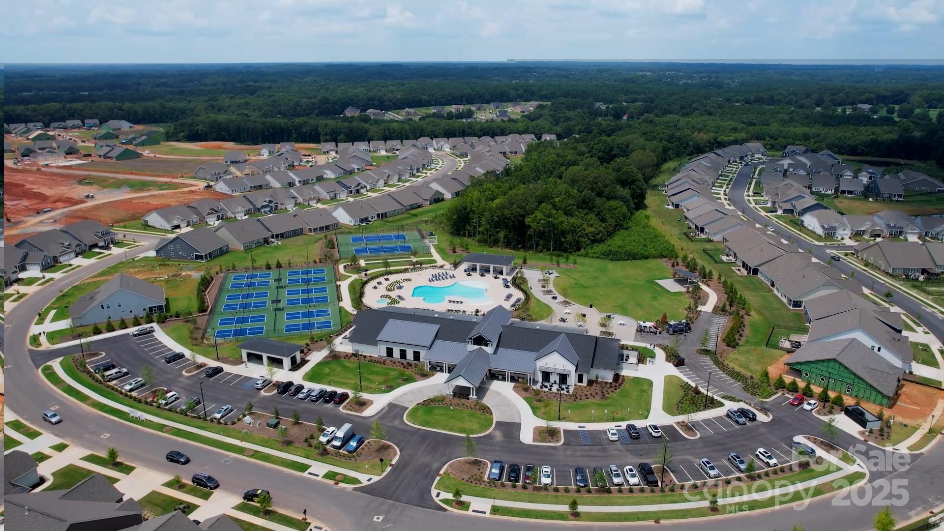 Cresswind at Wesley Chapel - Residential