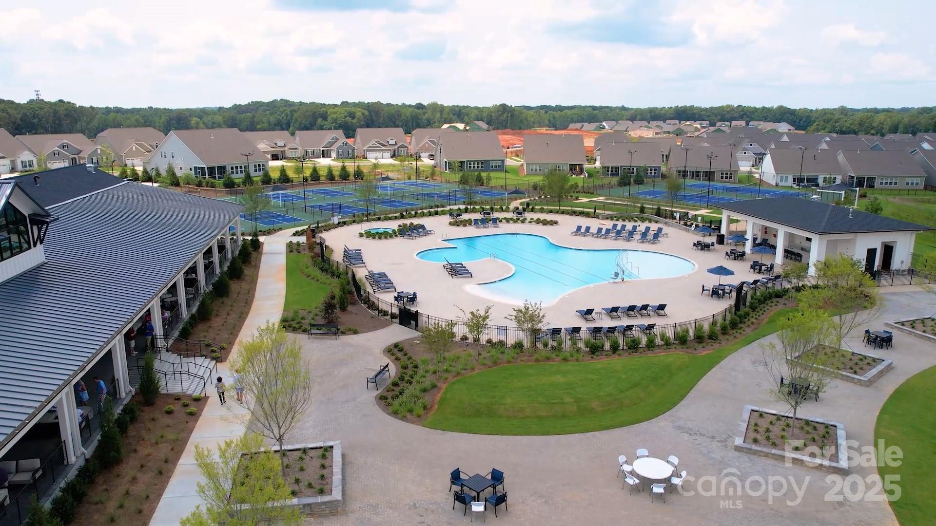 Cresswind at Wesley Chapel - Residential