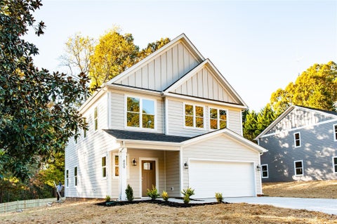 Photo for 809 Hunter Drive