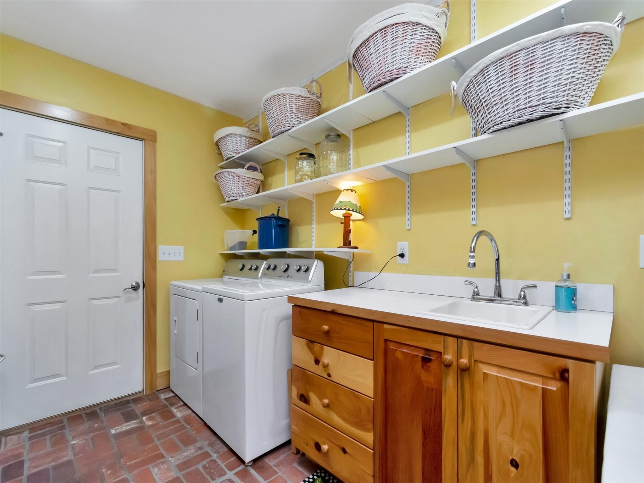 Anchors Landing - Residential