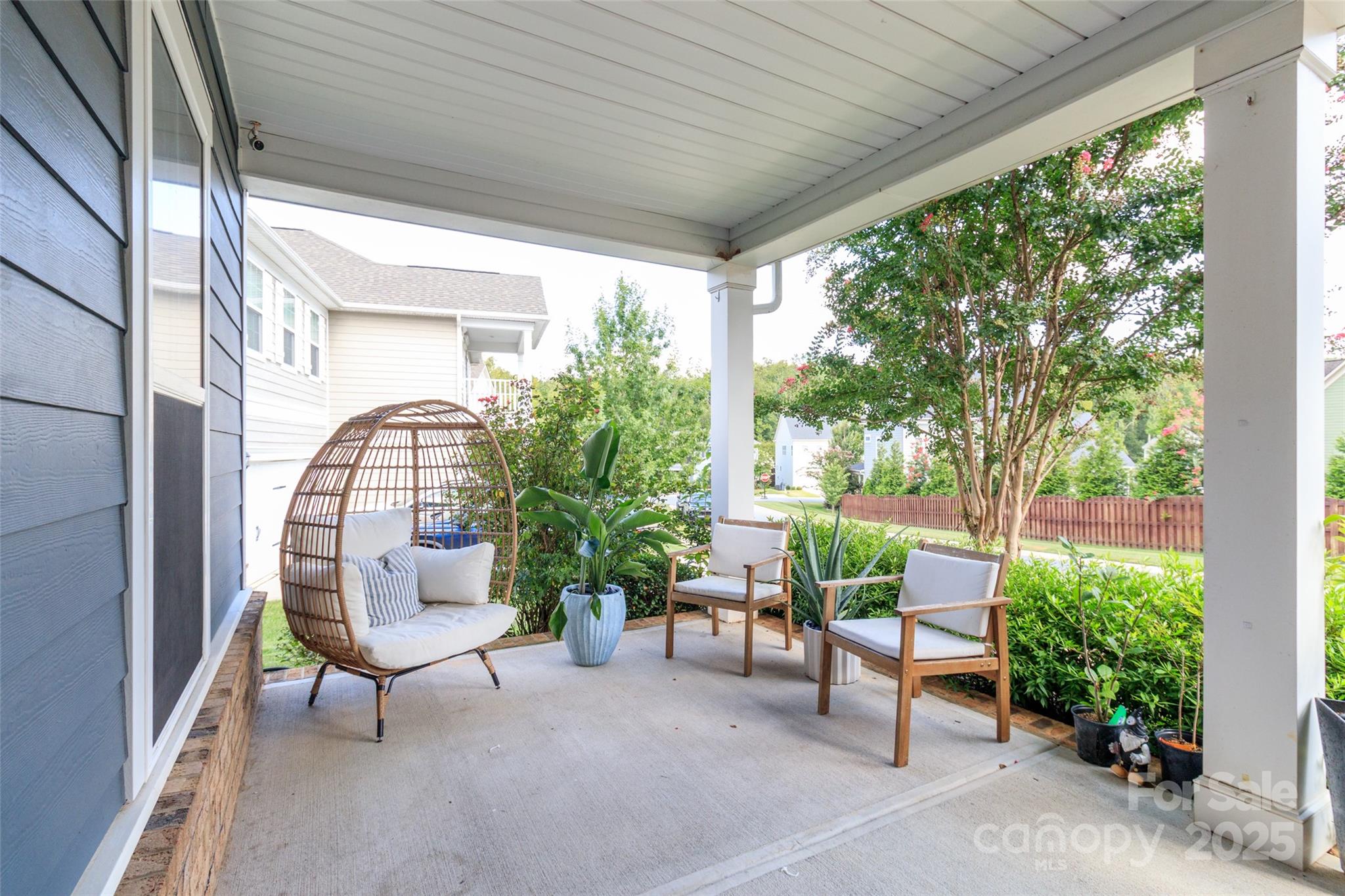 1077 Dunwoody Drive