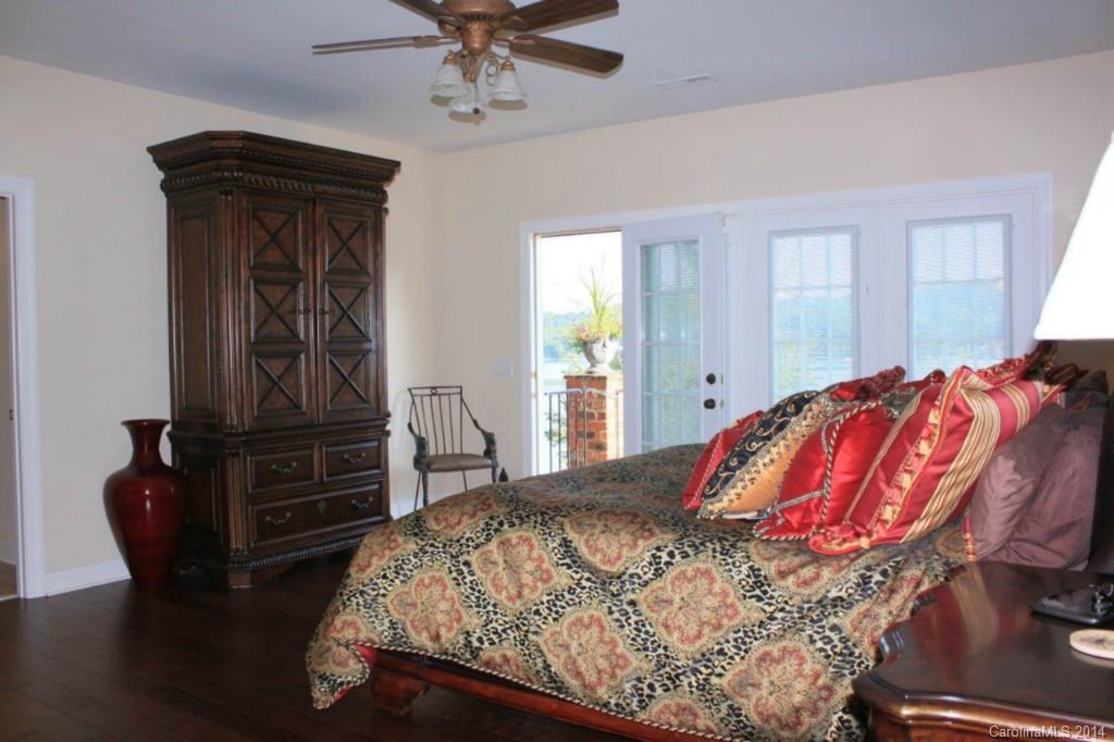 Lakeshore - Residential