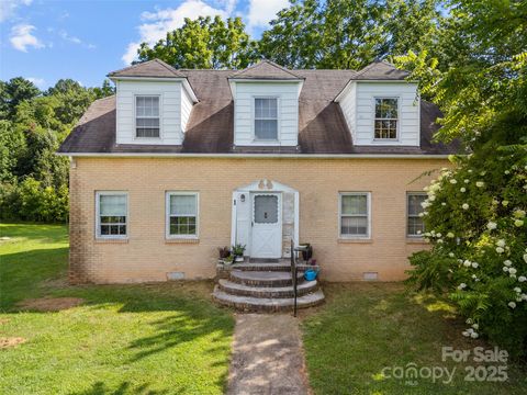 1 Dead End Drive Flat Rock NC 28731