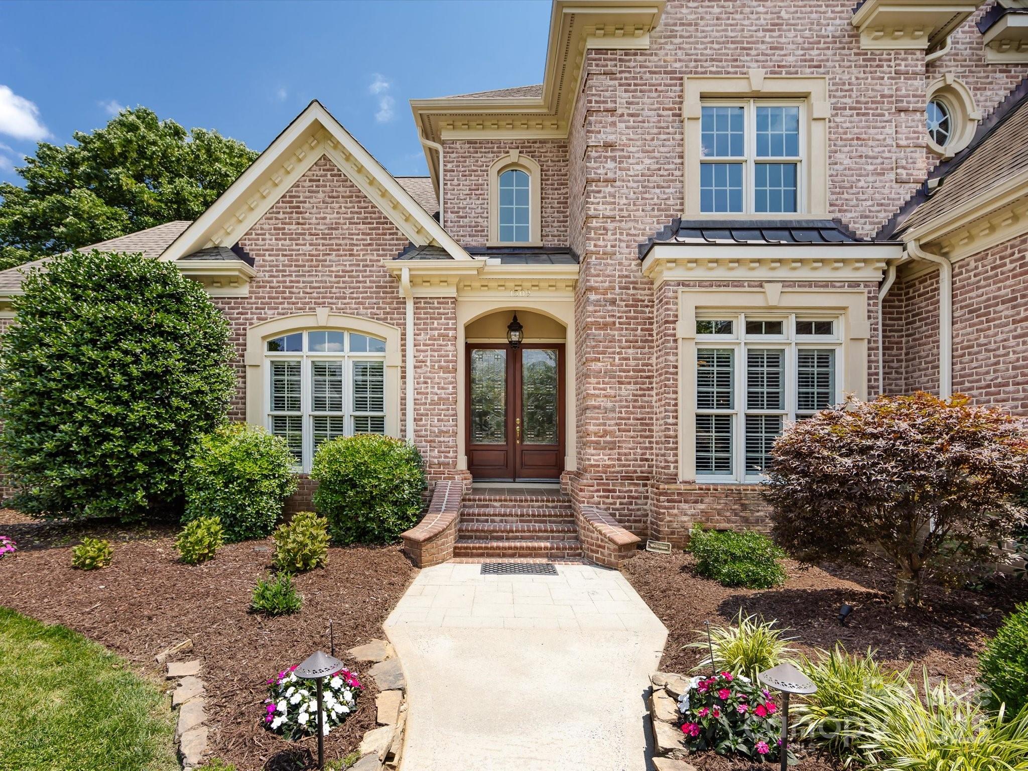 1509 Churchill Downs Drive