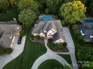 1509 Churchill Downs Drive