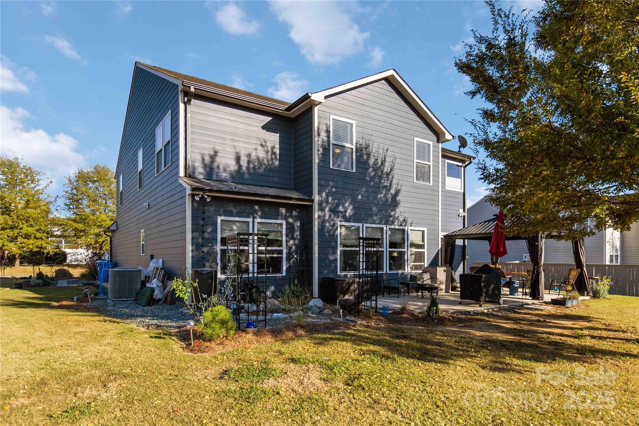 15221 Kissimmee Lane