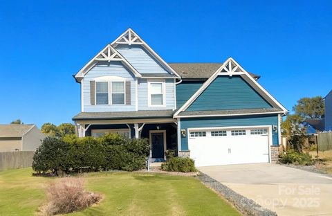Photo of 15221 Kissimmee Lane, Mint Hill, NC 28227 (MLS # 4312840)