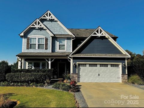 Photo of 15221 Kissimmee Lane, Mint Hill, NC 28227 (MLS # 4312840)