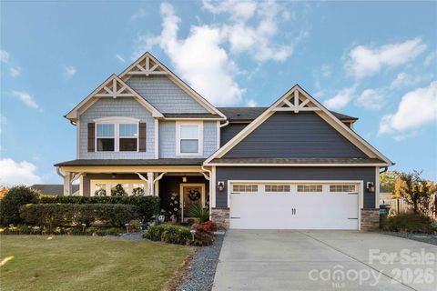 Photo of 15221 Kissimmee Lane, Mint Hill, NC 28227 (MLS # 4312840)