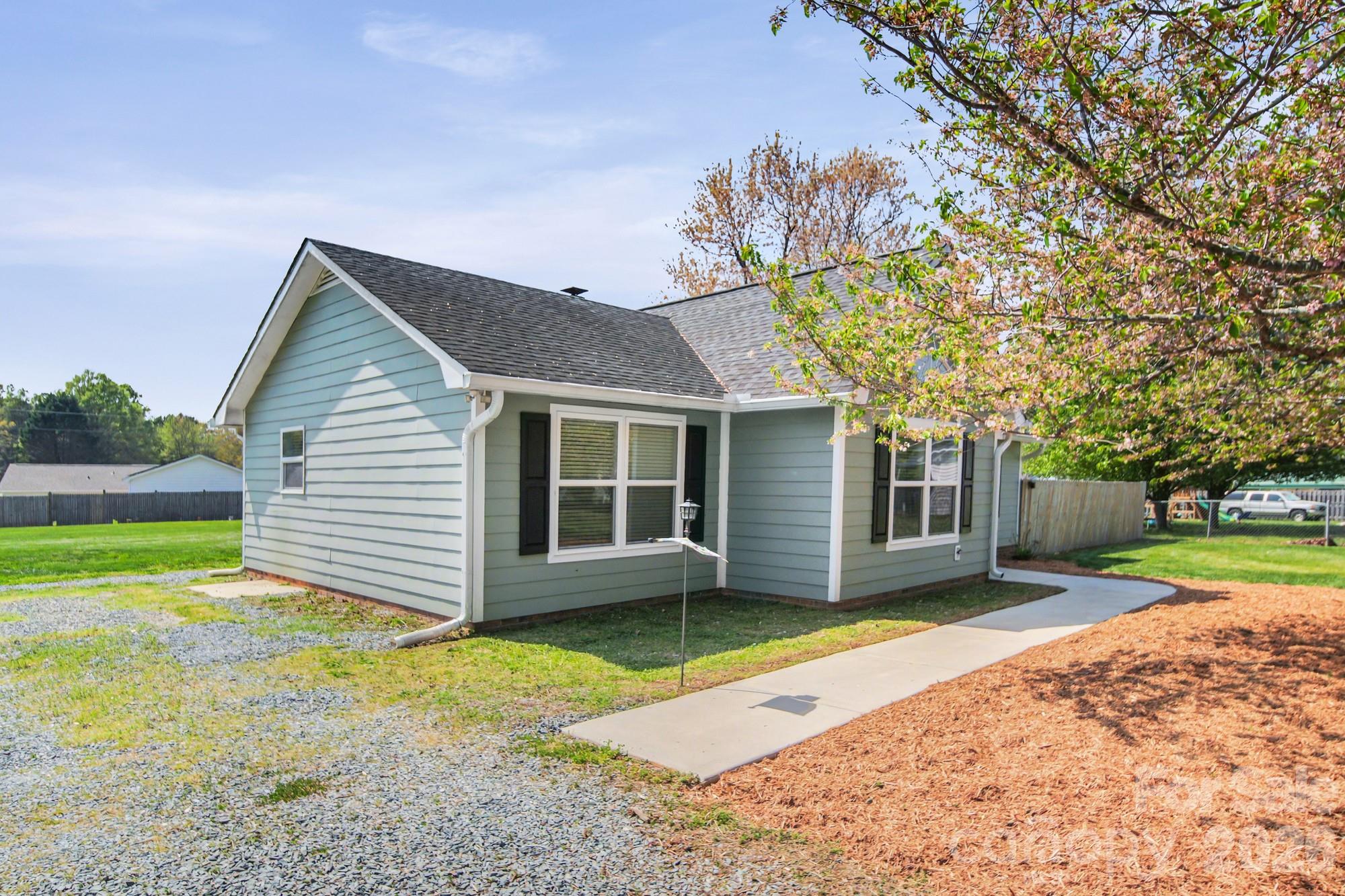 2020 Fieldridge Lane