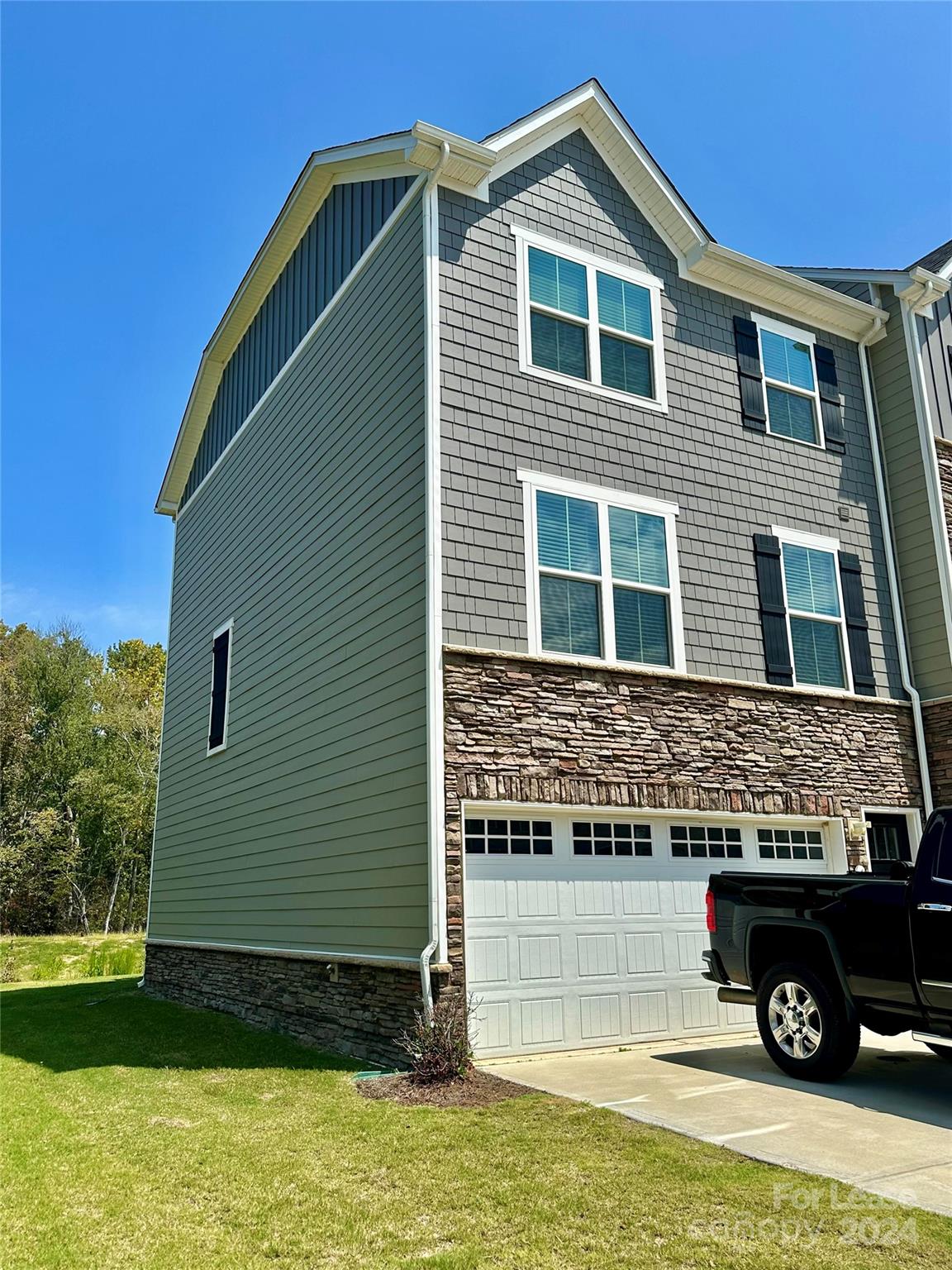 Trinity Townes - Residential Lease