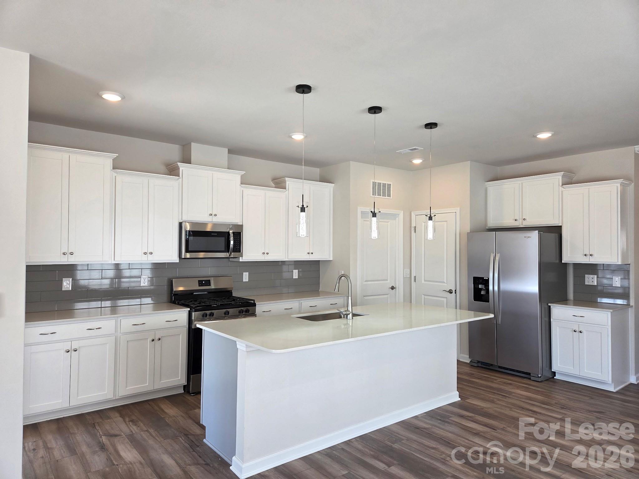 Redhawk - Residential Lease