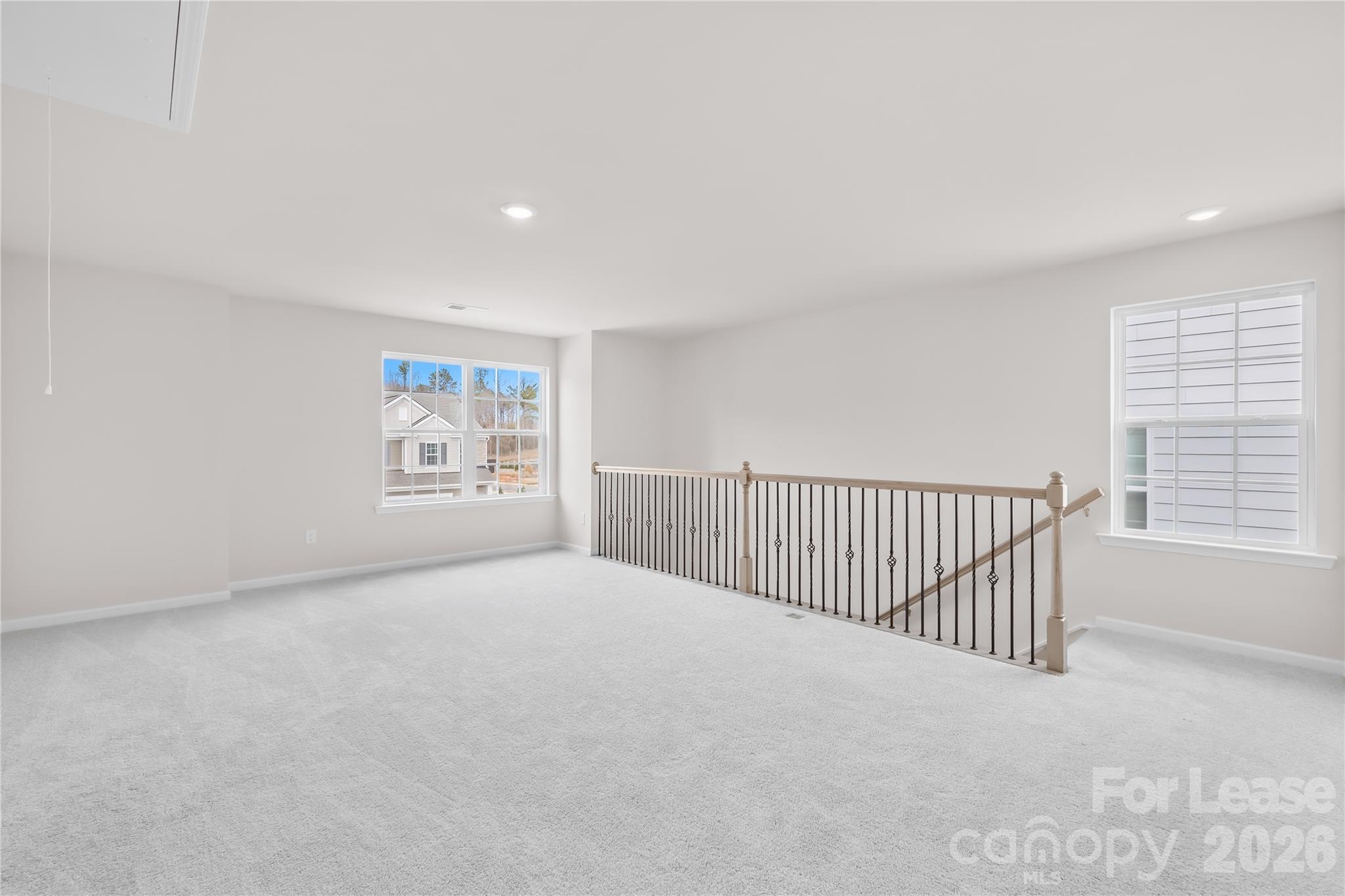 Redhawk - Residential Lease